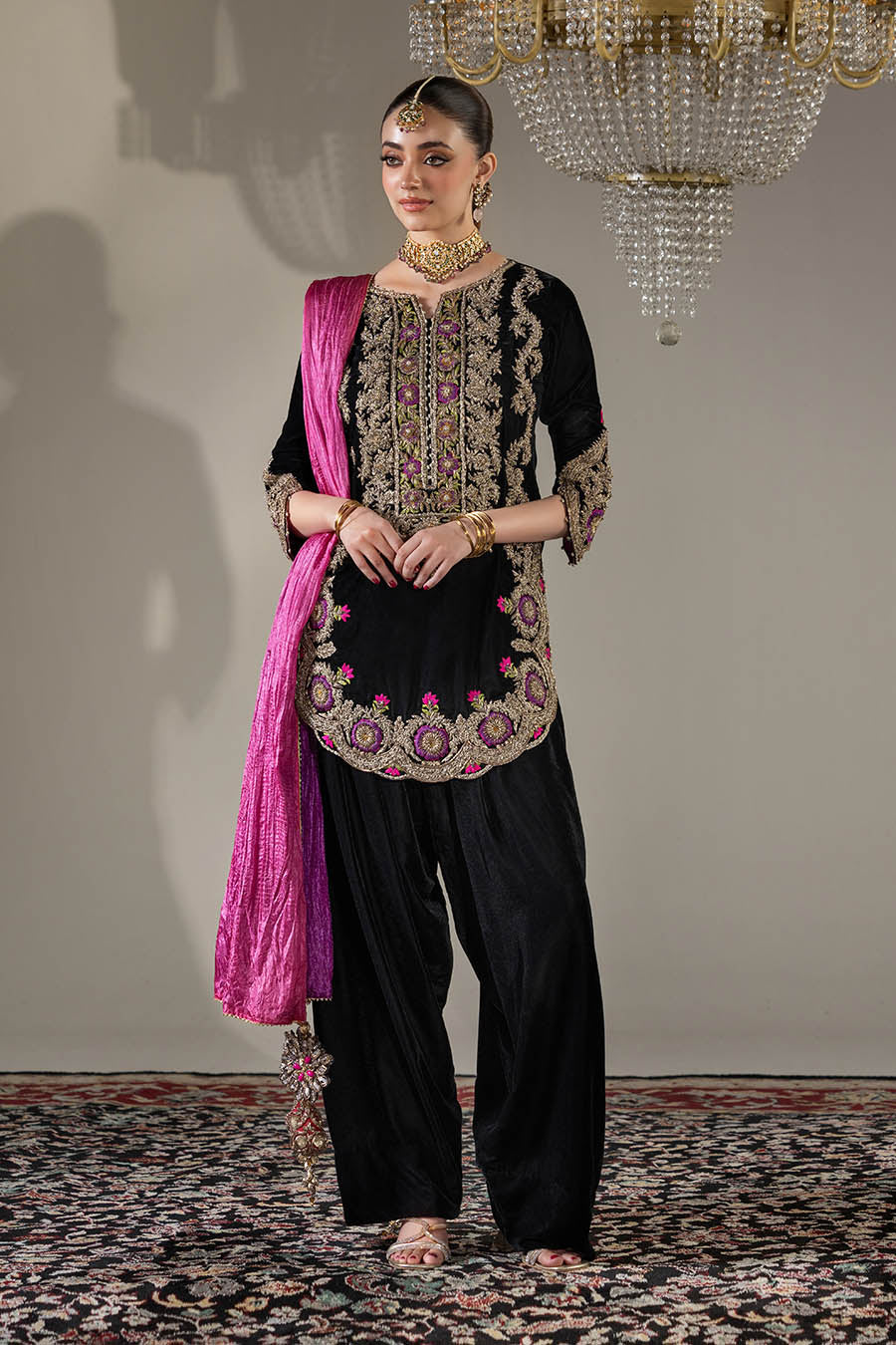 P-290 — Black / with Farshi Shalwar / X-Large